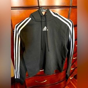 ADIDAS set. Selling both pieces with tags.
